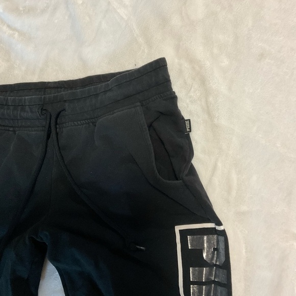 Vintage PINK Victoria Secret Black and Gold 'Eighty Six' Top and Pants S… - Picture 10 of 13